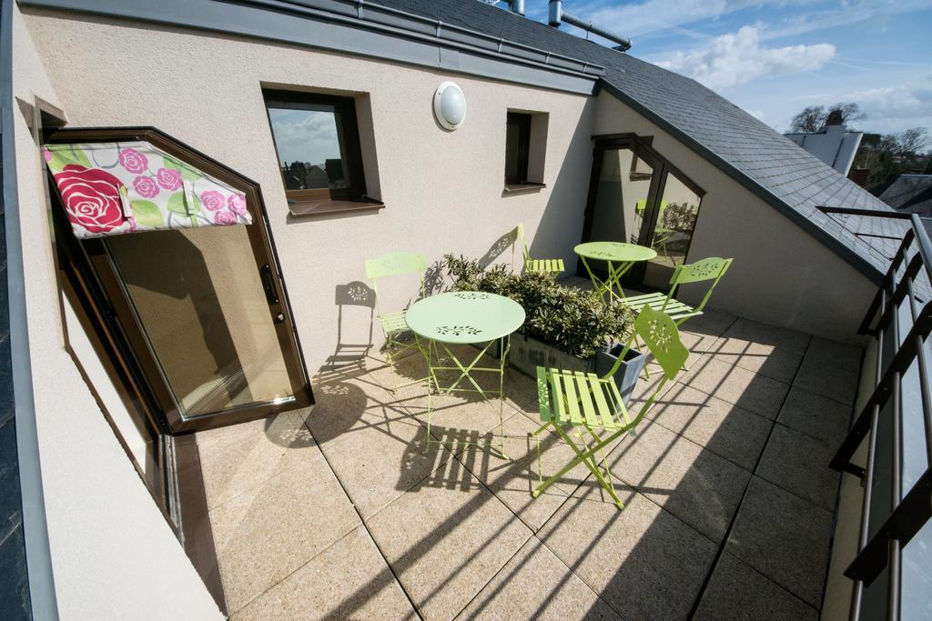 Logis L'Hôtel Chartres Kamer foto